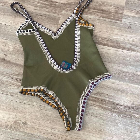 Kiini  Wren Swimsuit Scoop Back Maillot Crochet One Piece High Cut Olive Green S - Picture 11 of 16